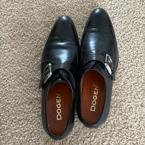 Dogen black leather wingtipped oxford shoes 9.5 - Picture 4 of 7